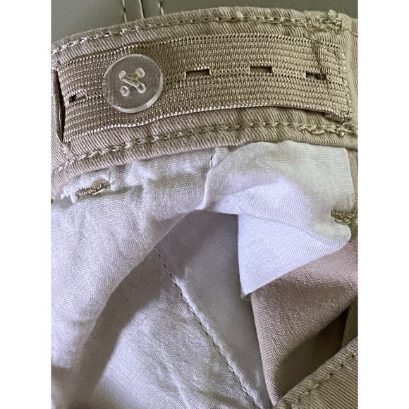 The Children's Place Girl's Stretch Chino Shorts 14 - Picture 9 of 10